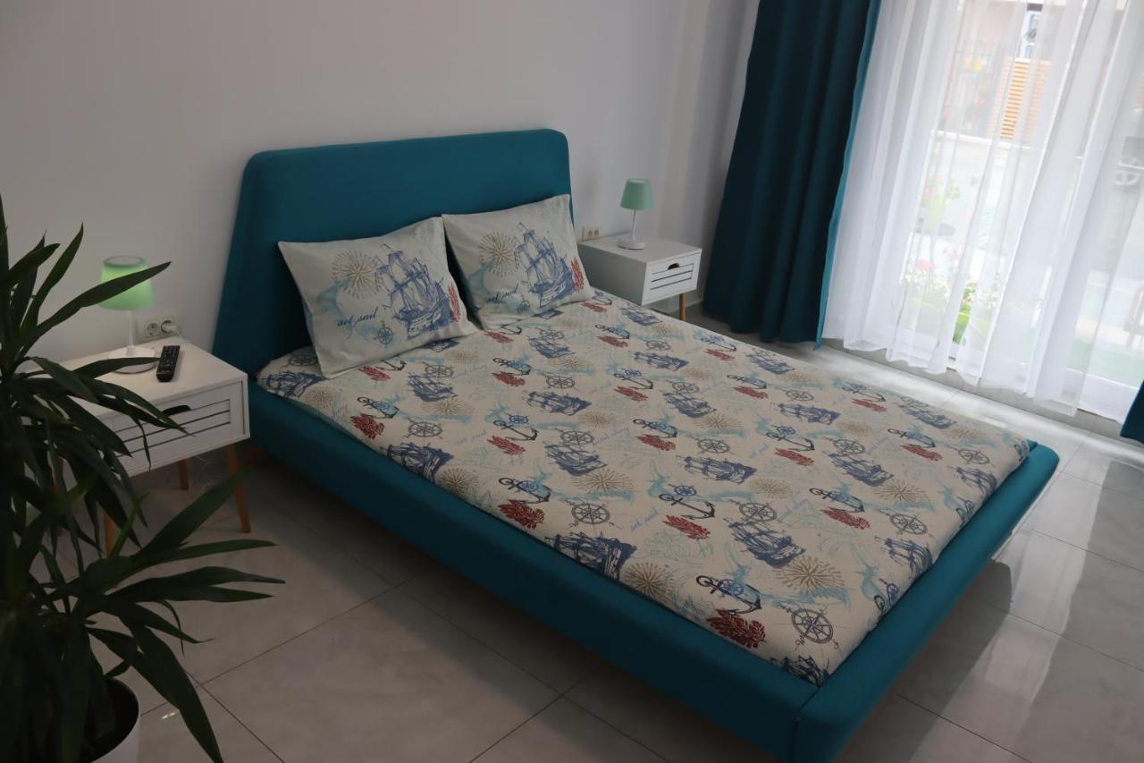 Beach Apartment By Mamaia Nord Неводарі Екстер'єр фото